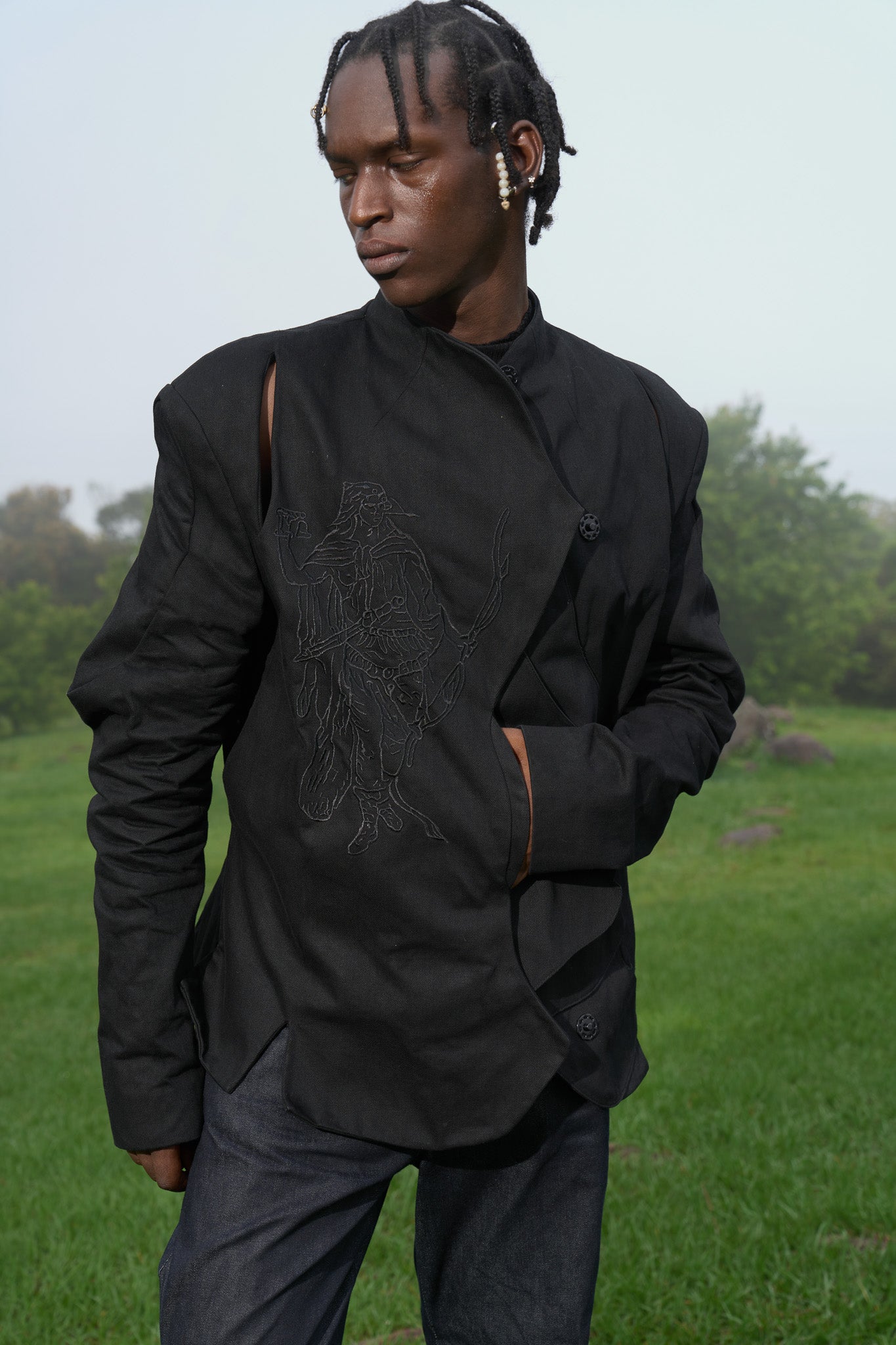 Structured to correct your posture and command your silhouette, it resists at first stiff at the shoulders, firm at the chest then slowly yields. Wear it long enough and it stops being a garment. It becomes a second spine, handmade and built to last.
